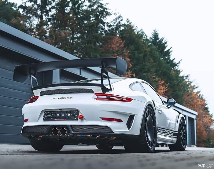 保时捷911gt3帅气靓丽