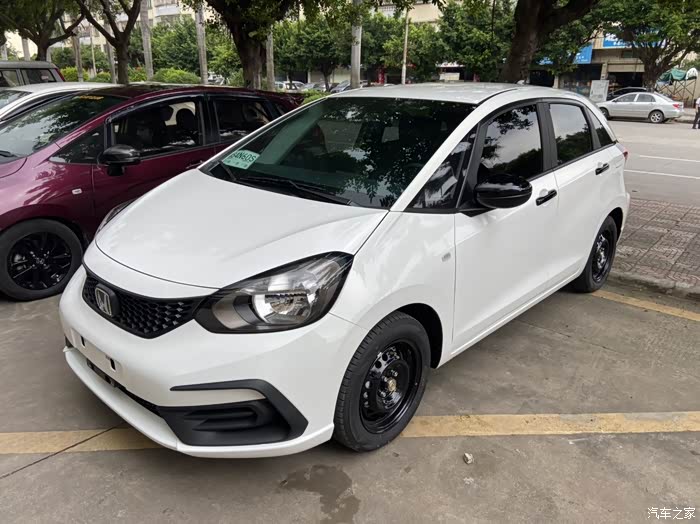 东莞提车第四代飞度818最低配版本