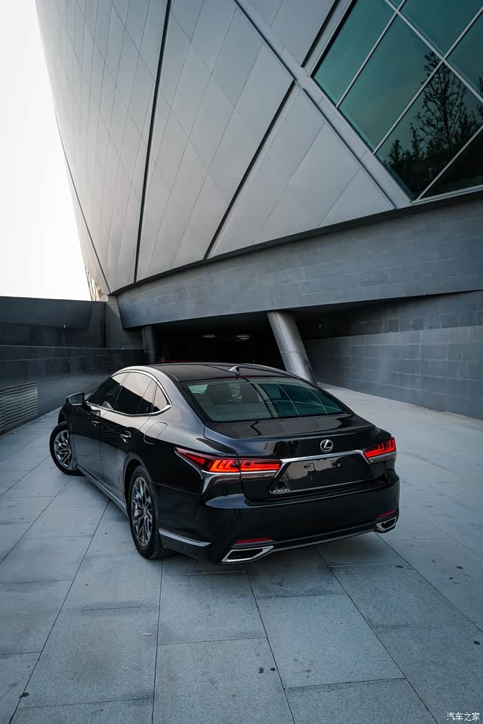 黑武士ls350豪华版 喜欢私聊 卓越的价格买豪华 诚心出_雷克萨斯ls