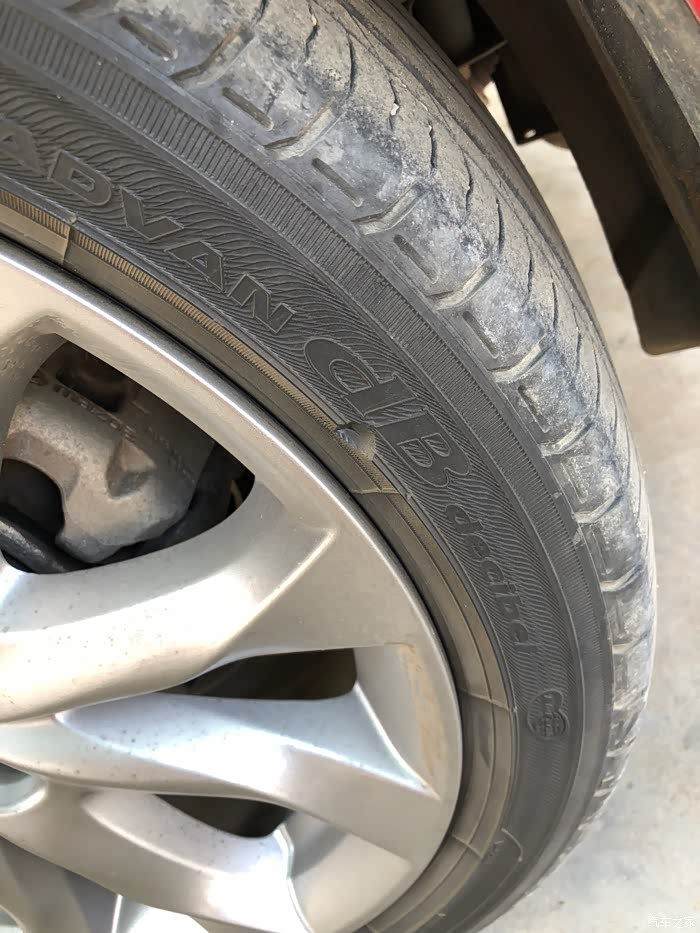 出昂克赛拉18原厂横滨轮胎