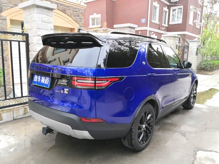 找到梦中的蓝色路虎发现5