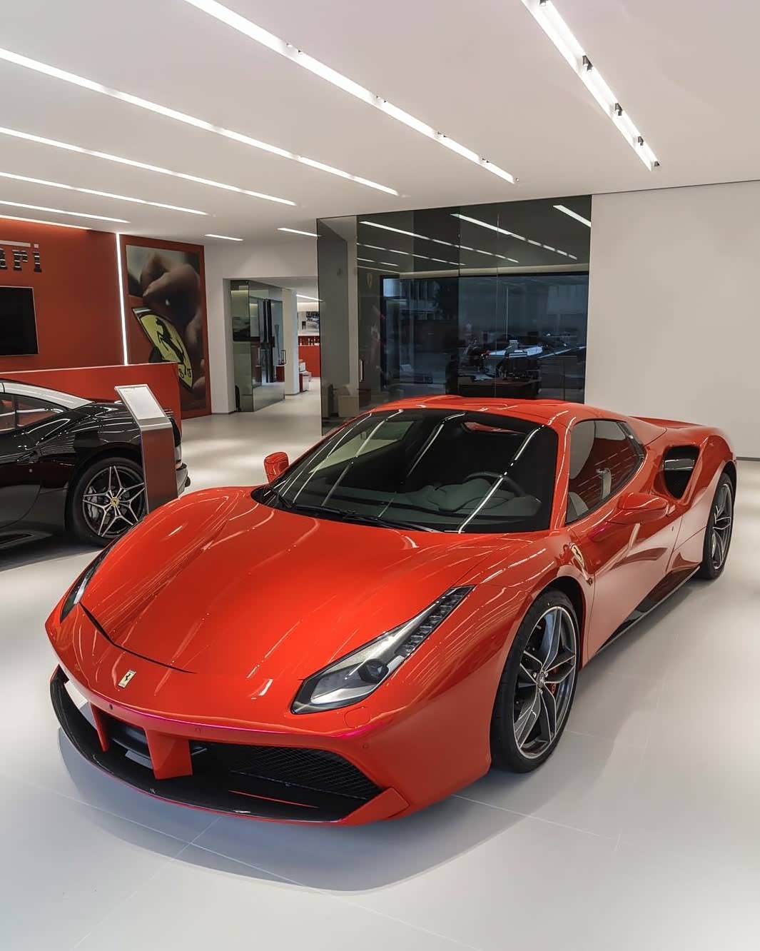 法拉利488敞篷版实车,前脸采用简洁的双竖条的造型.