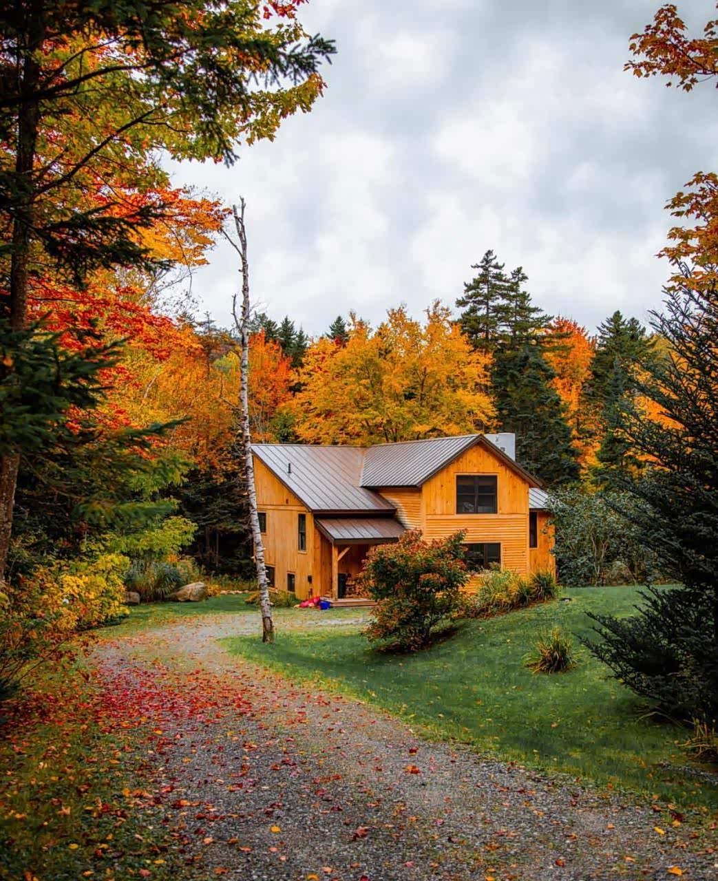 美国佛蒙特州的深秋景色,让人感动.