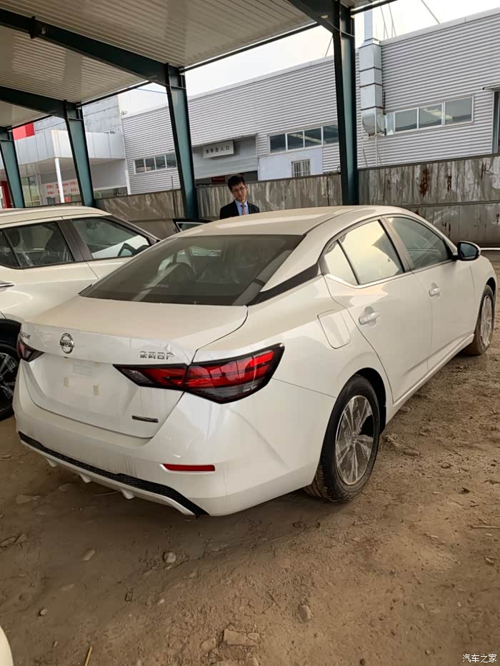 人生中第一辆车日产,19款轩逸