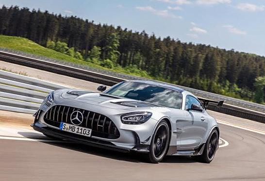 amg gt 车型于海外正式亮相,搭载了m178 v8发动机