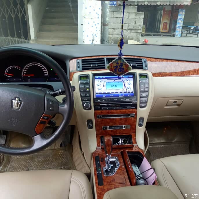 12代皇冠中控台爆裂