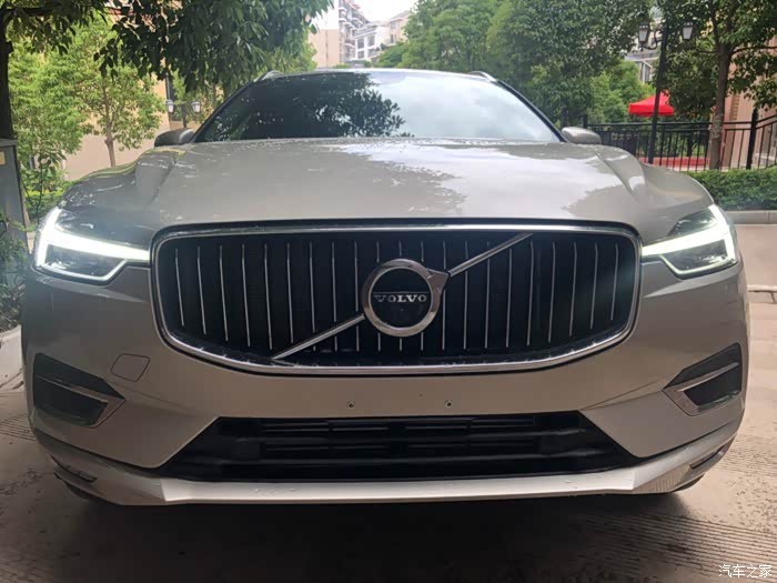 xc60智雅豪华耀目沙选装宝华抬头提车