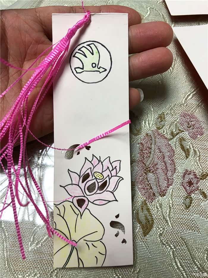 手工作品之荷叶书签秀