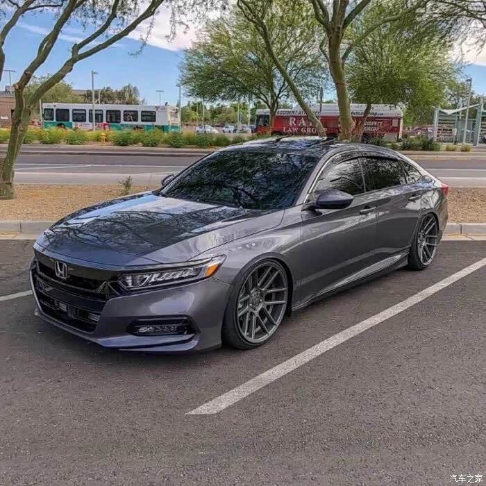 如题十代雅阁音思派阿特兹三者怎么选