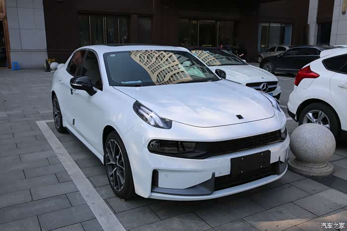 湖城第一辆lynkco03劲p白高清大图用心作业帖