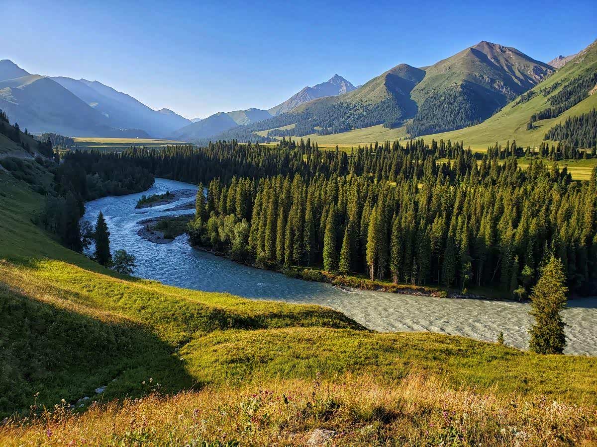 美轮美奂的唐布拉百里画廊