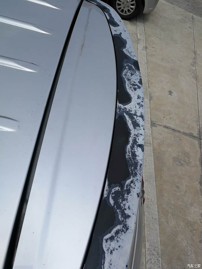 五菱宏光s掉漆严重,更与何人说?