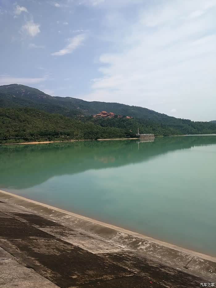 中秋节开着小六珠海金台寺一日游.(求精华)