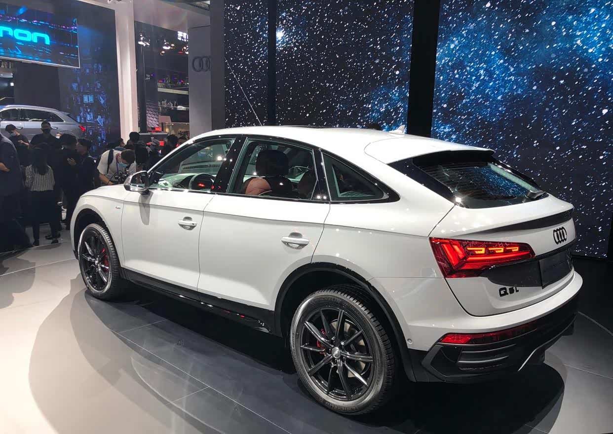 奥迪q5l轿跑suv,背溜的还不错,你觉得呢?