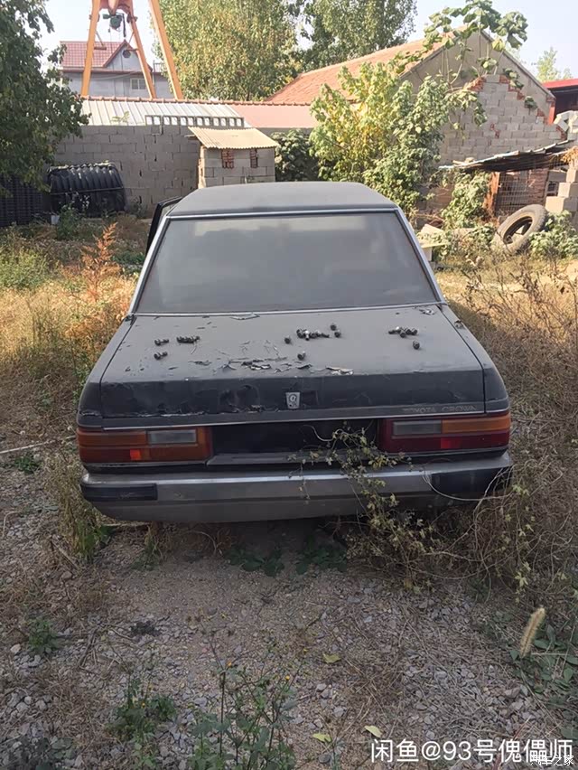 皇冠122经典老车裸车出