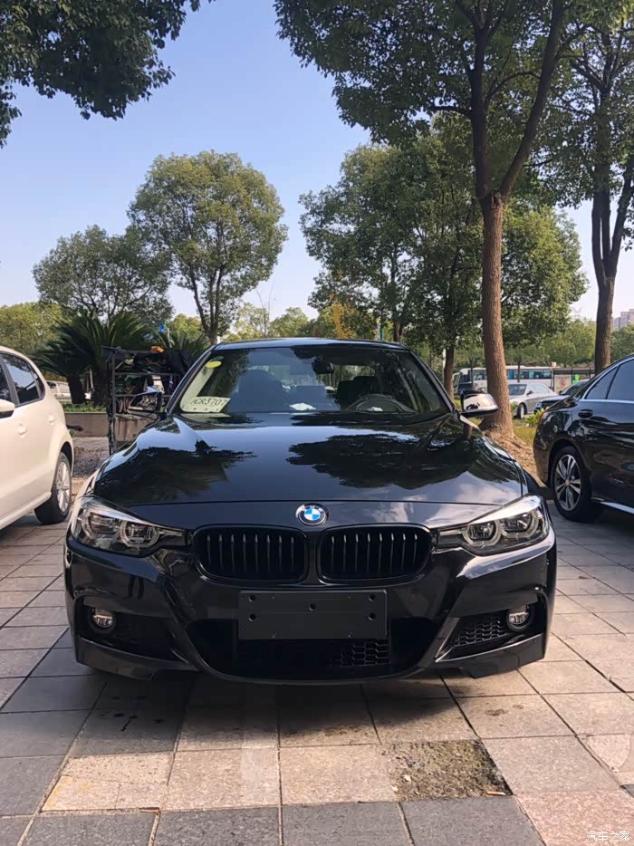 宝石青 320li曜夜 提车1周!