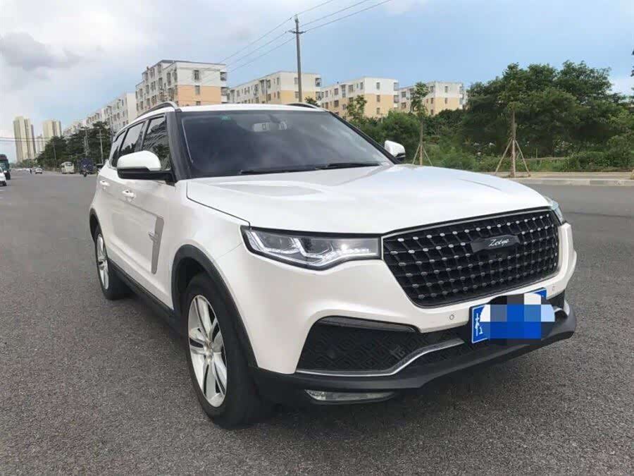 众泰t700,外观颜值还是很不错的