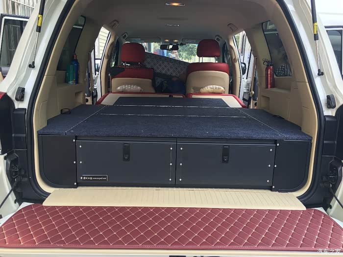 兰德酷路泽床车