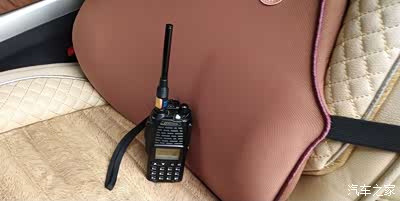 手持无线电台就是大家平时称呼的对讲机的.