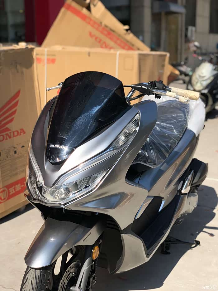 温州地区首发本田pcx150踏板