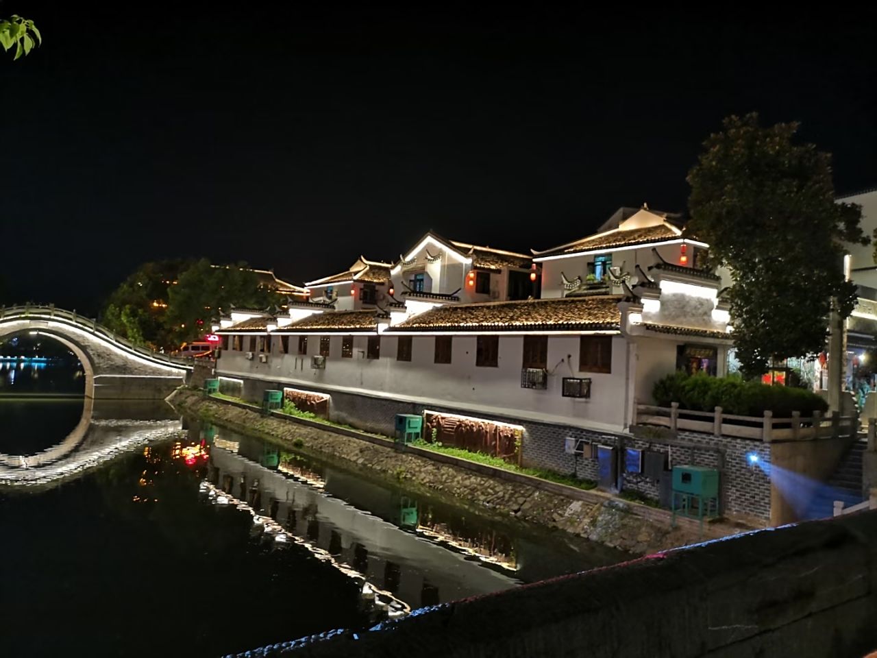 合肥三河古镇 夜景图片