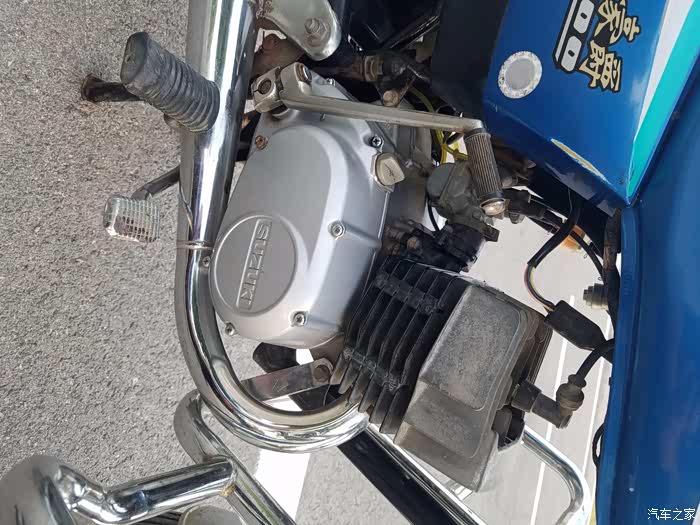 20岁的"它""豪爵ax100