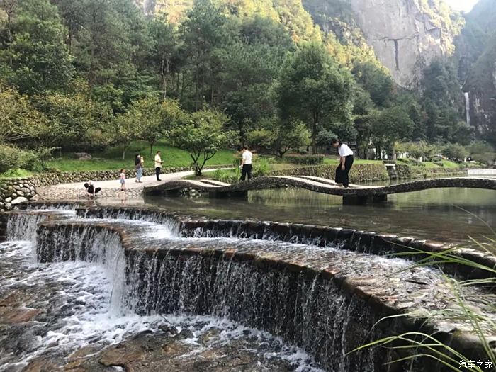 永嘉青龙湖山庄一日游图片