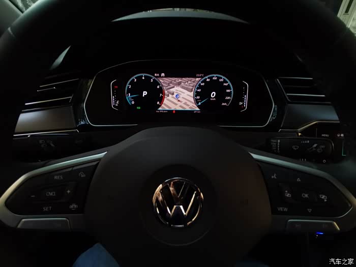 2020款迈腾330豪华氛围灯