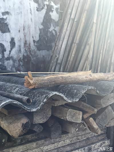 【欢天喜地迎新春】鞭炮响,满地红,絮絮烟火,带