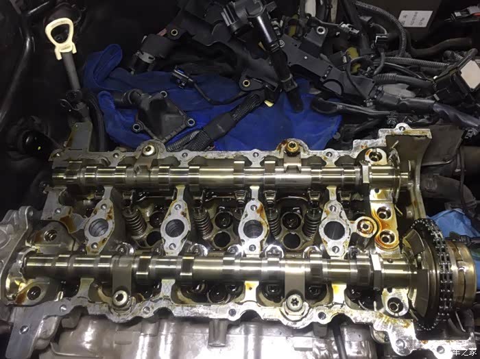 奔驰e200274发动机凸轮轴通病故障