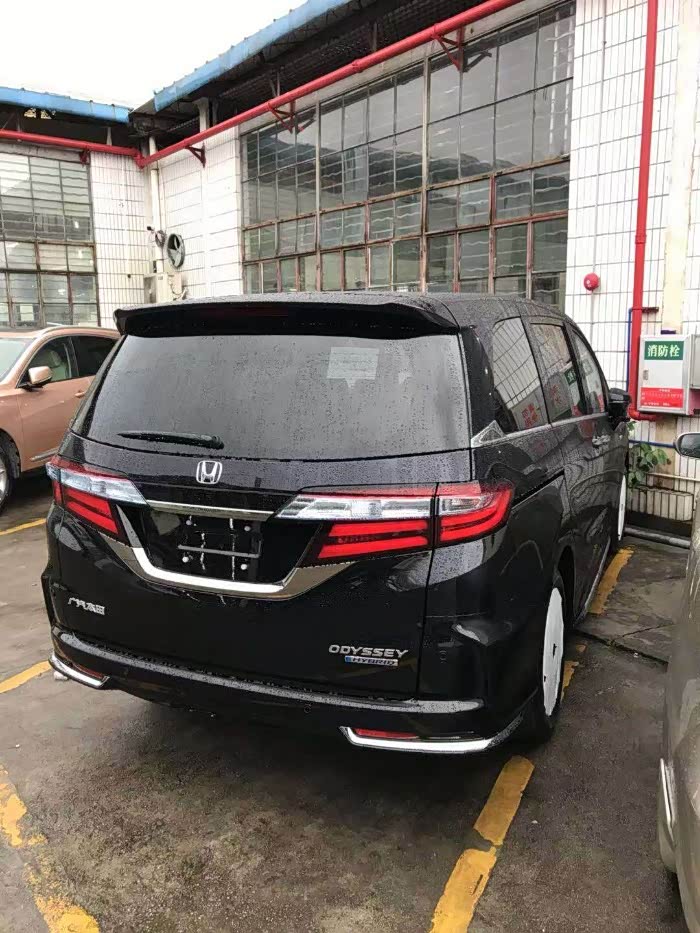 艾力绅怎么迟迟没有上混动的意思呢?隔壁奥德赛已经到店了