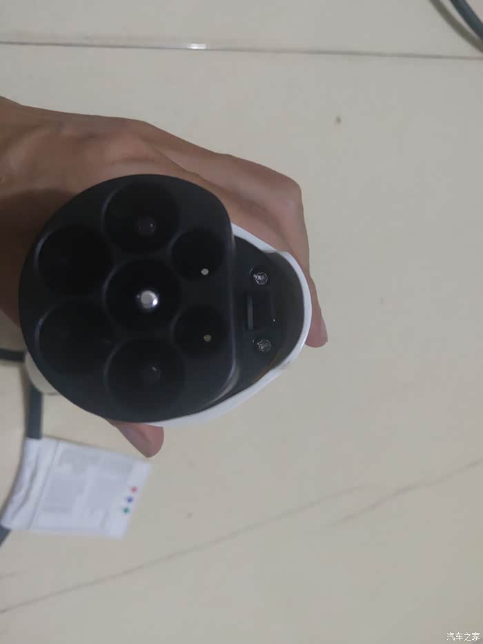 五菱宏光mini充电枪拆解