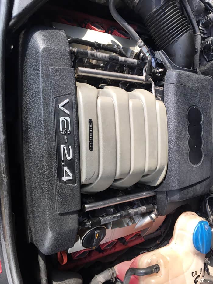 奥迪a6l24烧机油维修案例