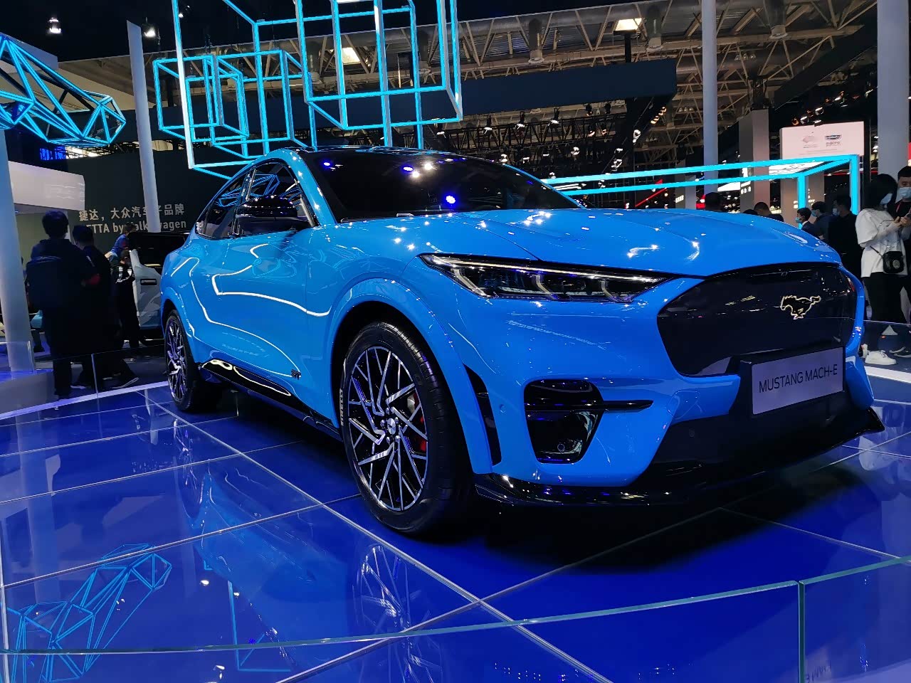 福特野马 mustang mach-e,一匹即将脱缰的野马