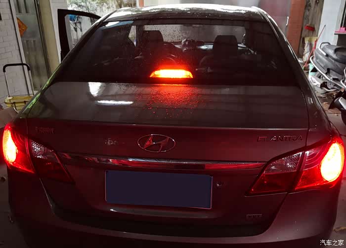 悦动改led高位刹车灯总成这可能是全网最简单的改装方案