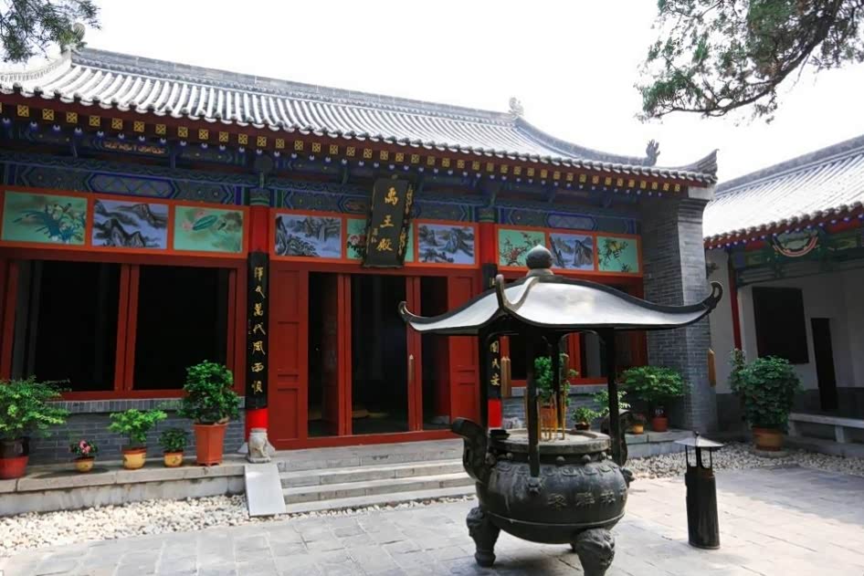 禹王殿,一直对这个殿做不到真正的了解,因为听到的版本太多