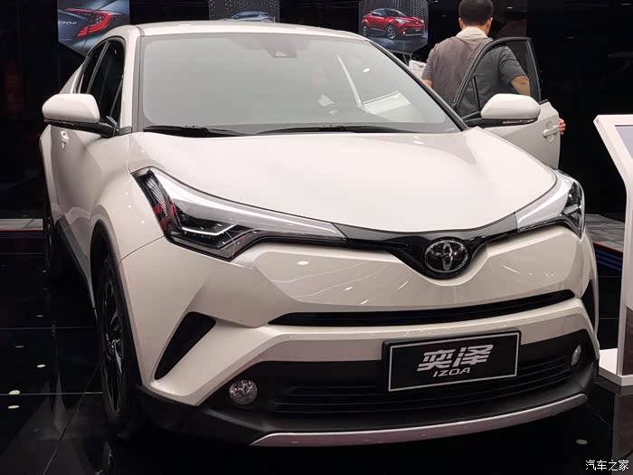 chr上市一周年2018款黑白双色豪华版国vi9000公里用车心得