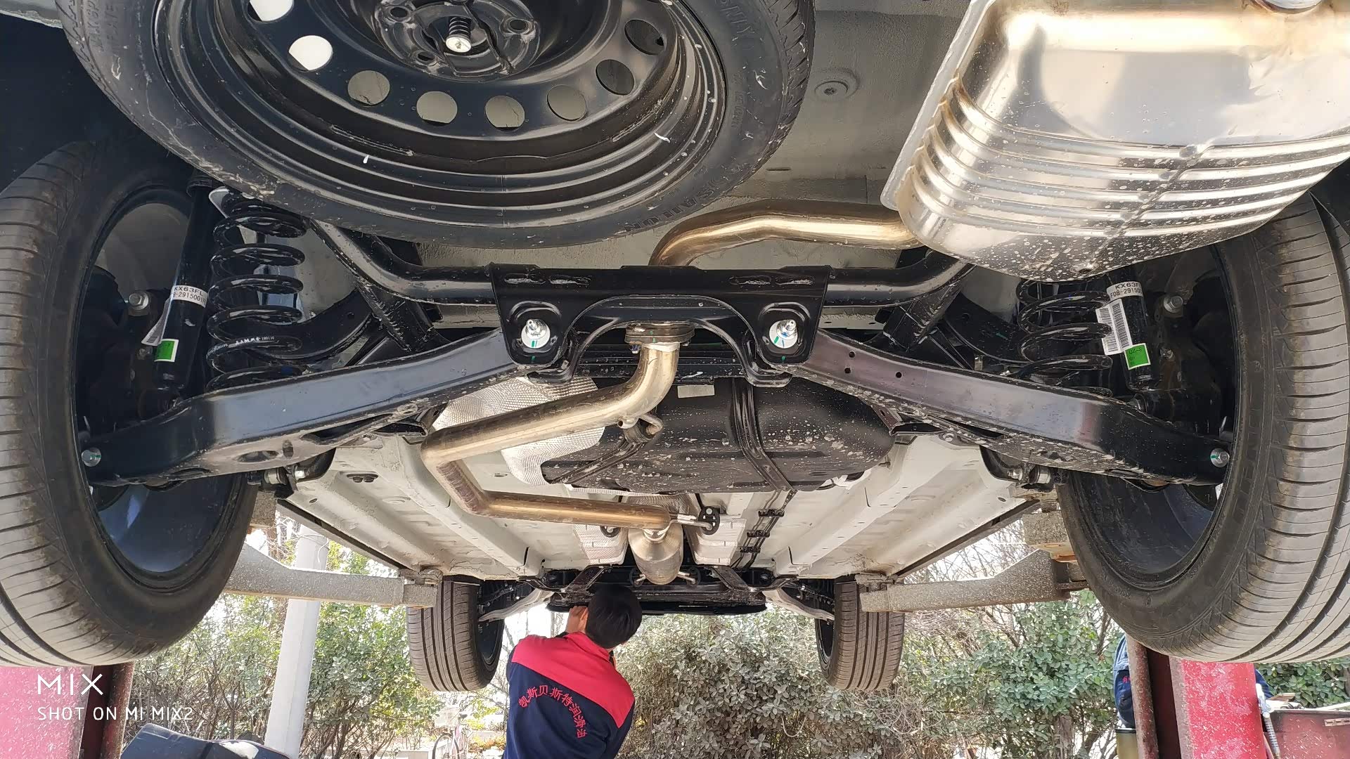 谁提供一张90底盘的整体照片