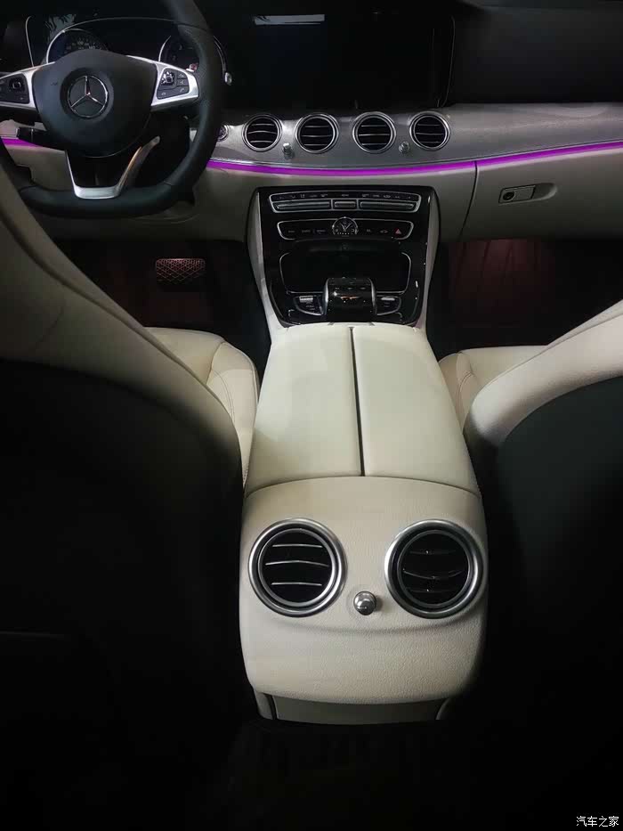 奔驰e300用车体验豪华内饰印象深刻更喜欢大车标