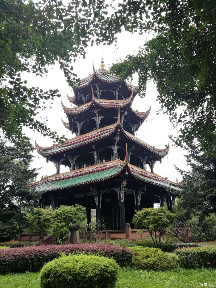 暑期自驾游成都百年古楼竟是为一官妓所建