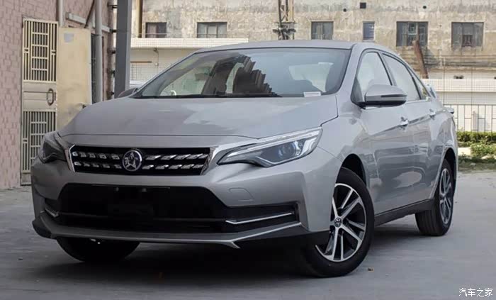 问下启辰d60开着顺手不?