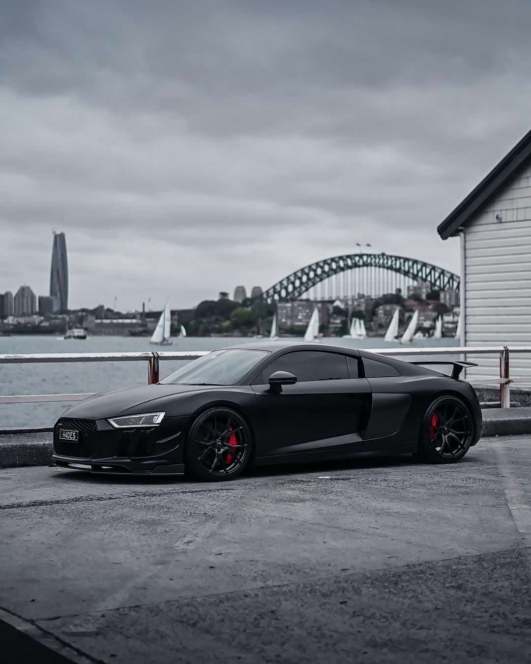 黑酷奥迪r8该有跑车的样子