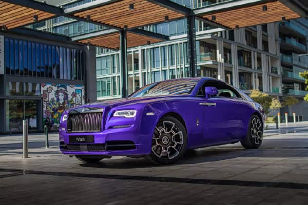 紫色的劳斯莱斯魅影,这颜值没得说爱,就一个字