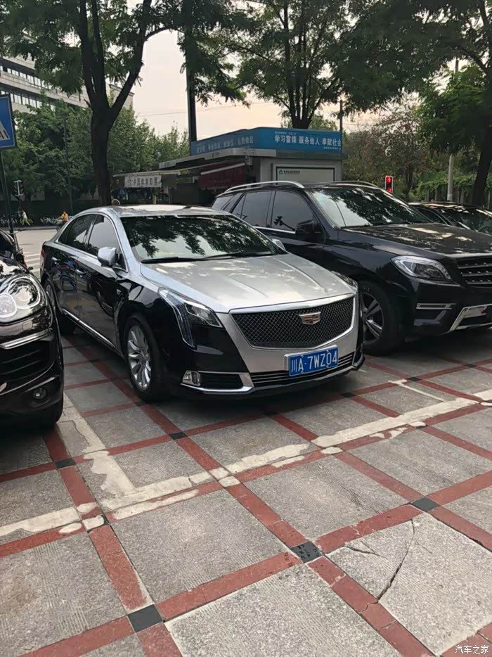 【图】ct6改双拼色超亮金属蓝梅加电光金属银色完工_凯迪拉克ct6论坛