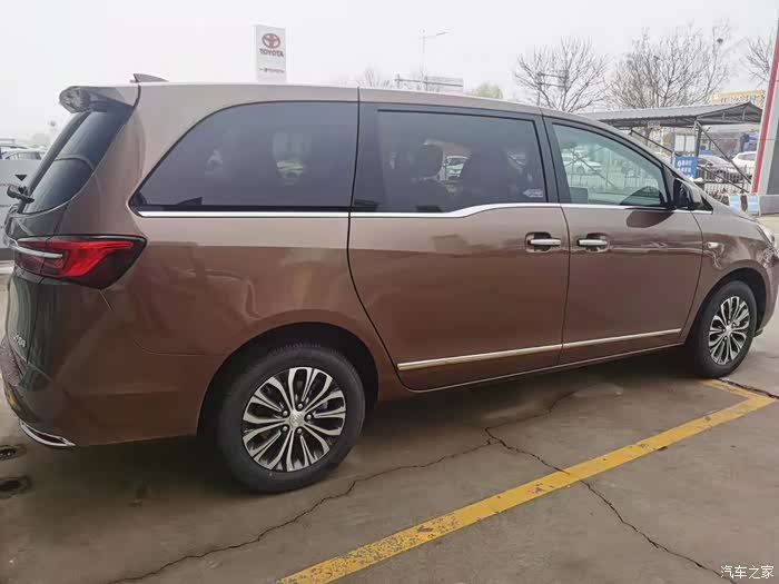 【图】gl8652t豪华金色找下家_别克gl8论坛_汽车之家论坛