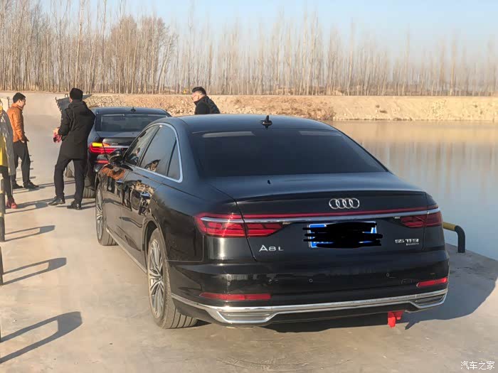 30岁送给自己生日第二台奥迪a8顶配