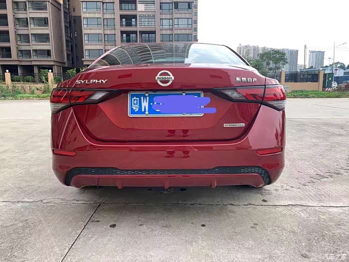 第十四代轩逸很帅气卖到连红色都要加钱卖了