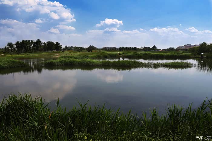 开着rx5plus周边游玩衡水湖