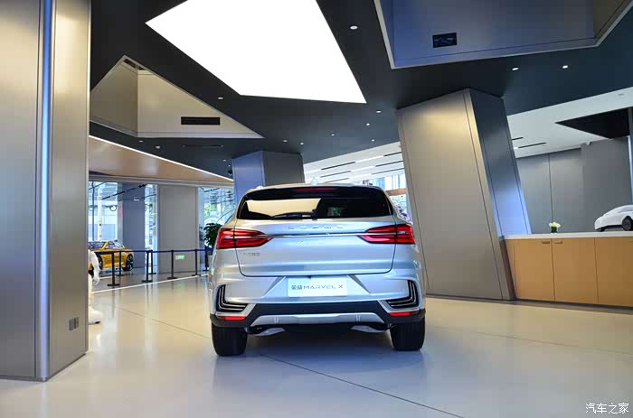 智能新物种一抹惊艳荣威marvelx体验上汽荣威智能广场