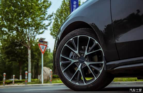 领克03固特异轮胎路面表现值upupup